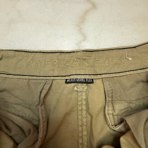 American Eagle Outfitters Men's Khaki Shorts - Picture 3 of 4